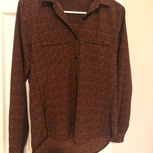 RW & Co. rust/deep orange button-up blouse
